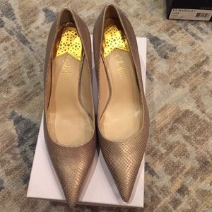 Cole Haan pumps with NIKE AIR